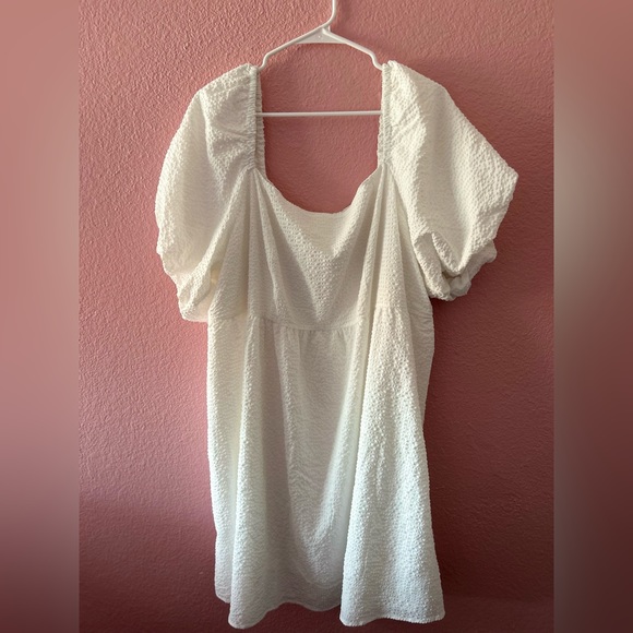 Plus Size Seersucker Puff-Sleeve Dress - Picture 2 of 4